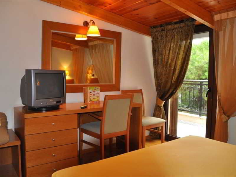 Hotel Chris Ateny Zewnętrze zdjęcie